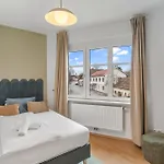Dreamfactory Residences - Wine Escapes # 3br דירה